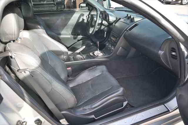 used 2005 Nissan 350Z car