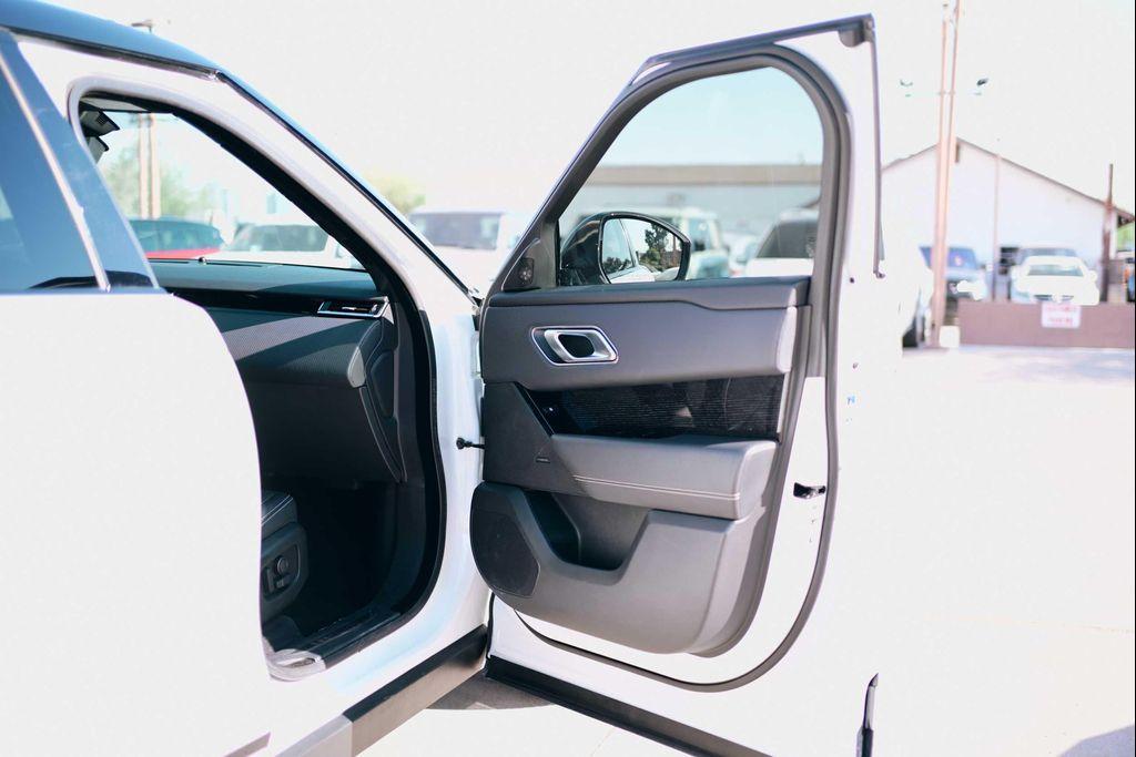 used 2021 Land Rover Range Rover Velar car, priced at $28,888