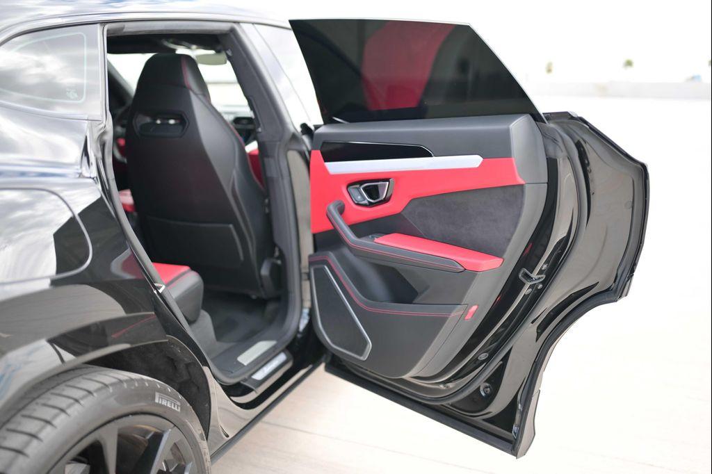 used 2021 Lamborghini Urus car, priced at $219,888