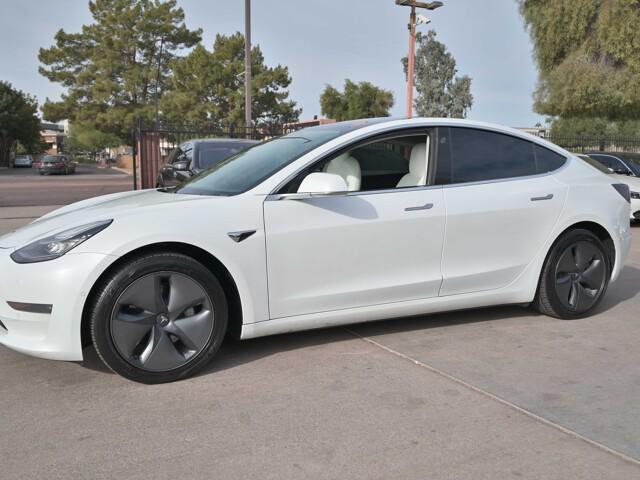 used 2019 Tesla Model 3 car