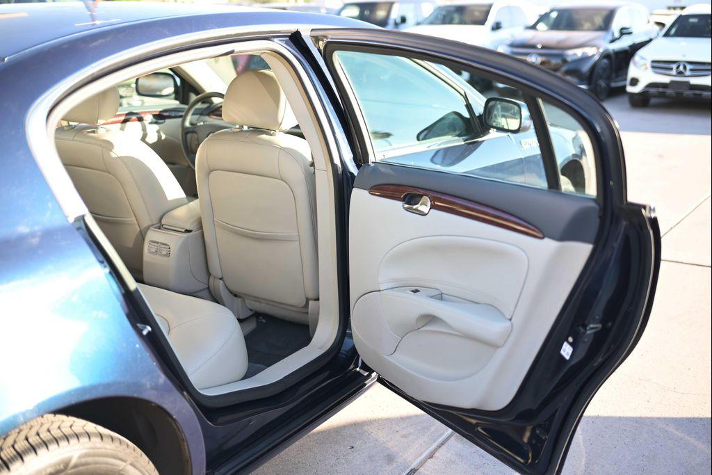 used 2006 Buick Lucerne car, priced at $9,899