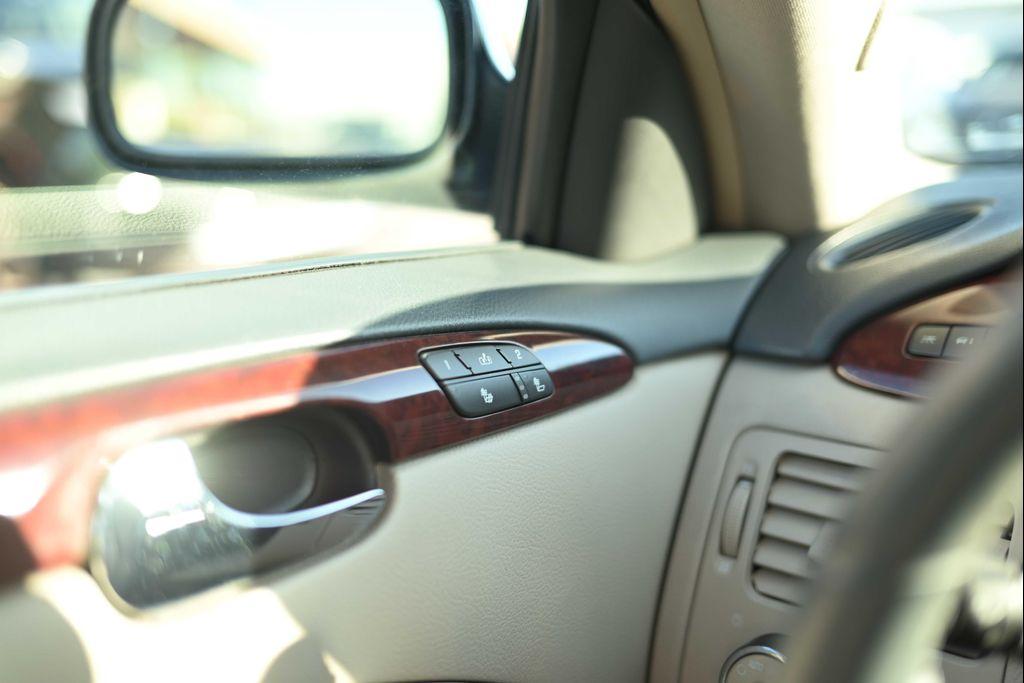 used 2006 Buick Lucerne car, priced at $9,899