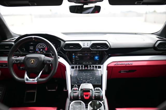 used 2021 Lamborghini Urus car