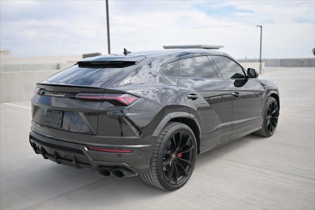 used 2021 Lamborghini Urus car