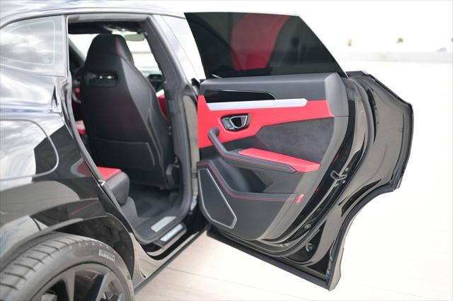 used 2021 Lamborghini Urus car