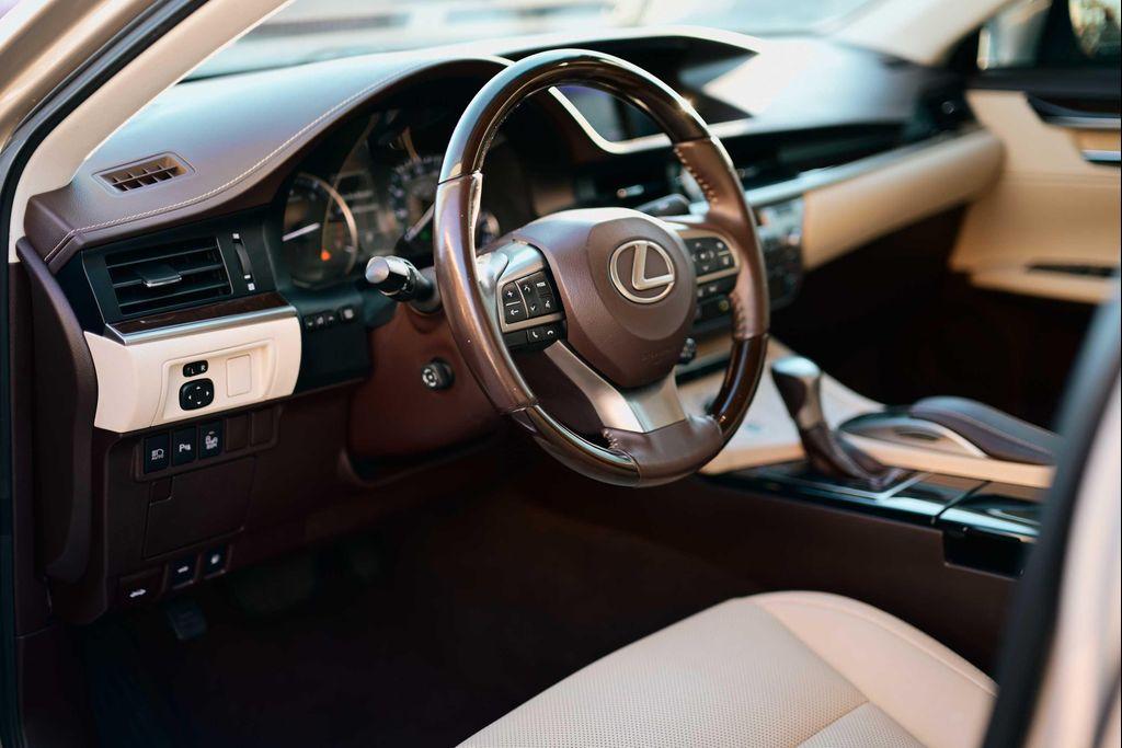 used 2017 Lexus ES 350 car, priced at $23,888