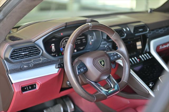 used 2020 Lamborghini Urus car, priced at $224,888