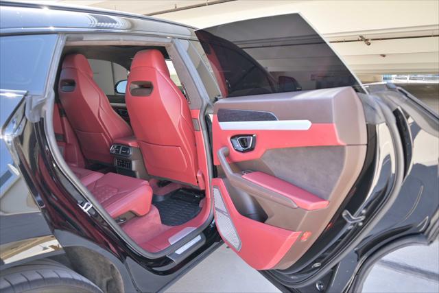 used 2020 Lamborghini Urus car, priced at $224,888