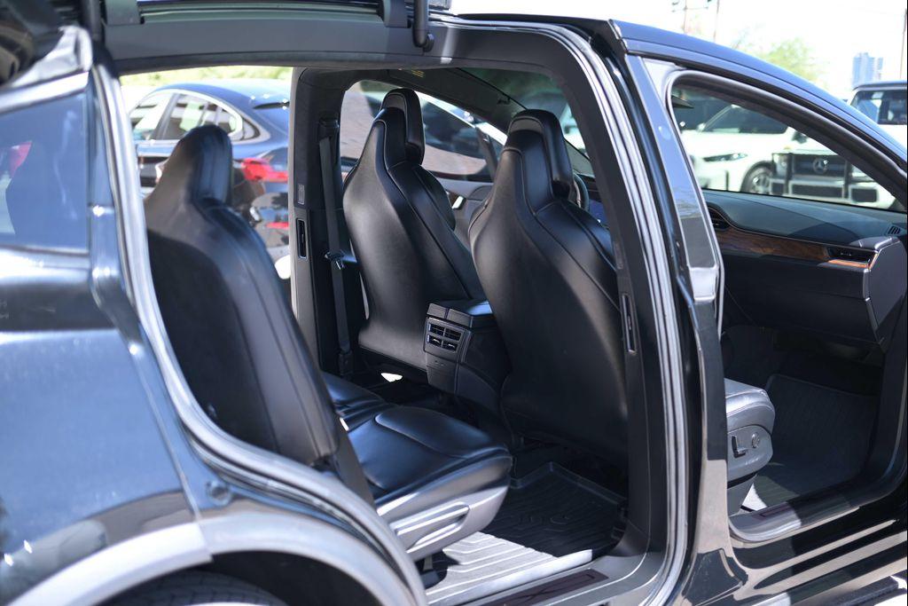 used 2018 Tesla Model X car, priced at $34,888