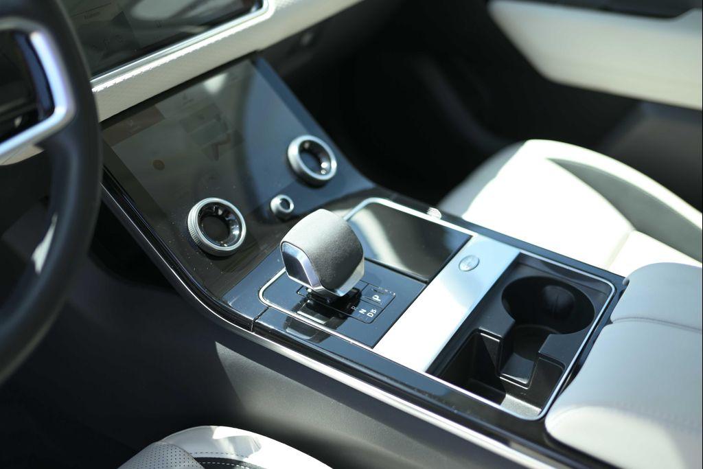 used 2022 Land Rover Range Rover Velar car, priced at $41,550