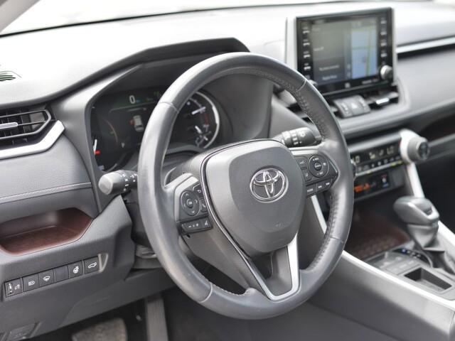 used 2019 Toyota RAV4 car, priced at $25,488