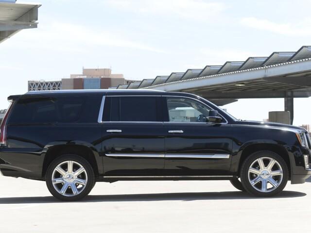 used 2018 Cadillac Escalade ESV car, priced at $39,500