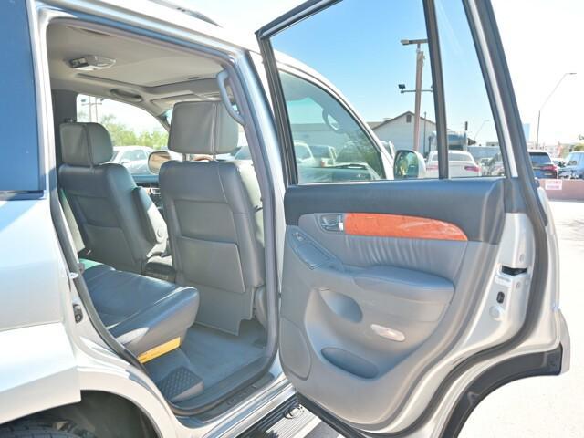 used 2006 Lexus GX 470 car, priced at $14,555