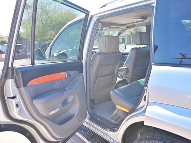 used 2006 Lexus GX 470 car, priced at $14,555