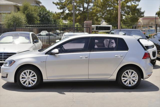 used 2015 Volkswagen e-Golf car, priced at $14,555