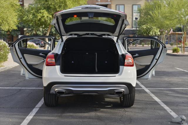 used 2017 Mercedes-Benz GLA 250 car, priced at $16,888