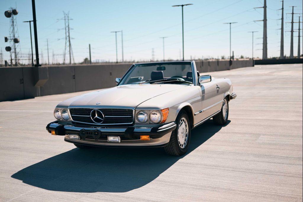 used 1988 Mercedes-Benz 560 car, priced at $23,888