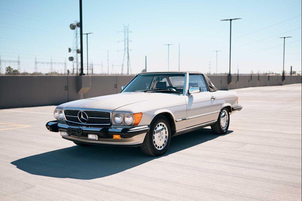 used 1988 Mercedes-Benz 560 car, priced at $23,888
