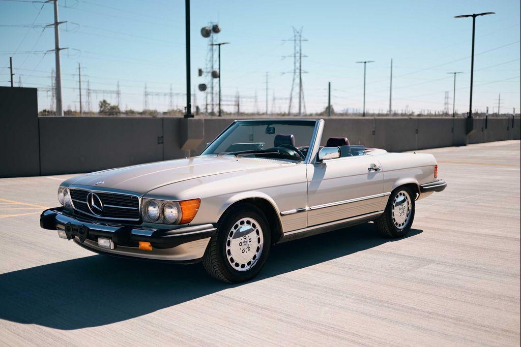 used 1988 Mercedes-Benz 560 car, priced at $23,888