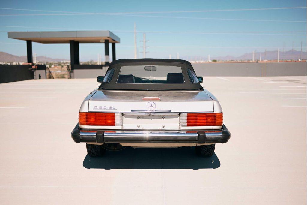 used 1988 Mercedes-Benz 560 car, priced at $23,888