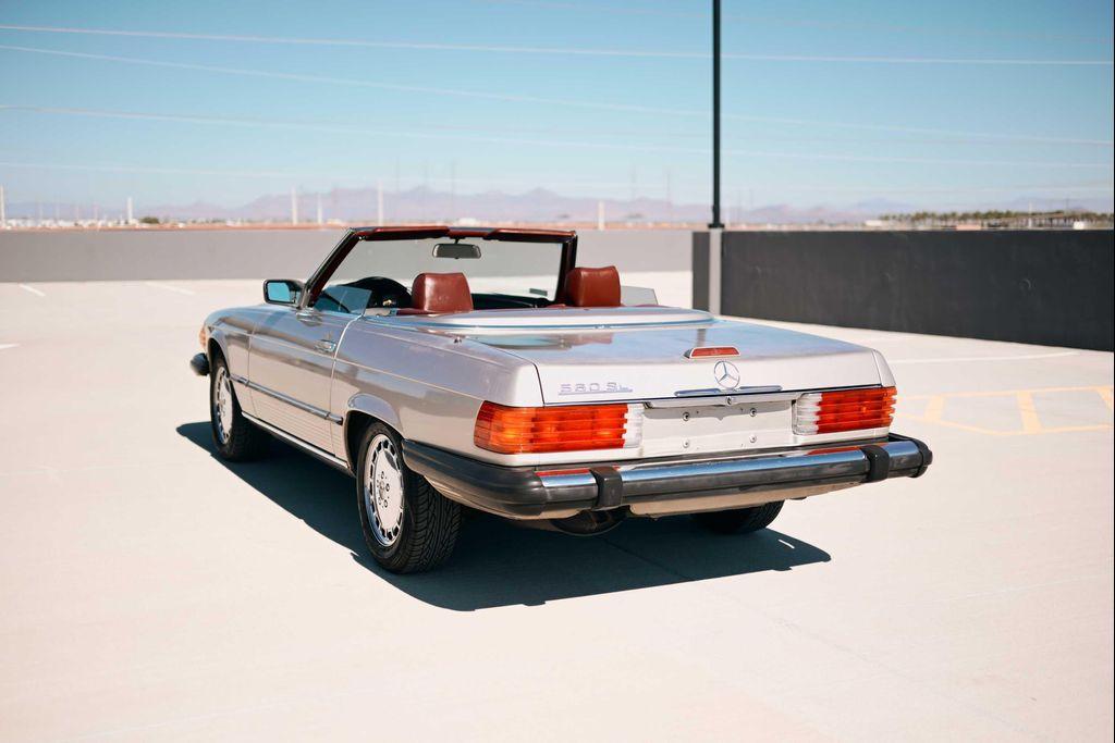 used 1988 Mercedes-Benz 560 car, priced at $23,888