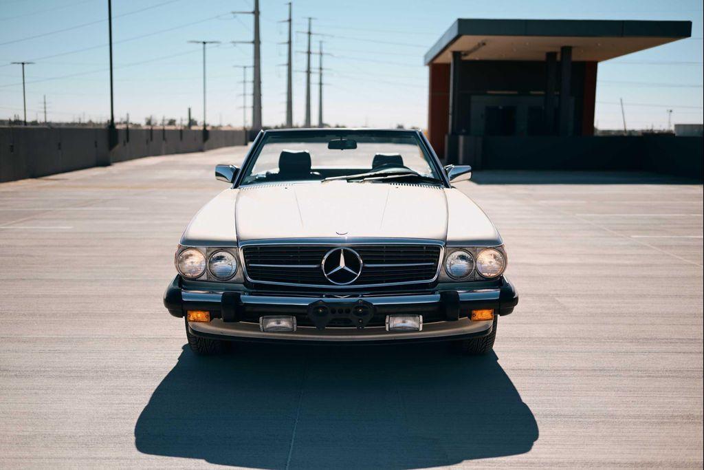 used 1988 Mercedes-Benz 560 car, priced at $23,888