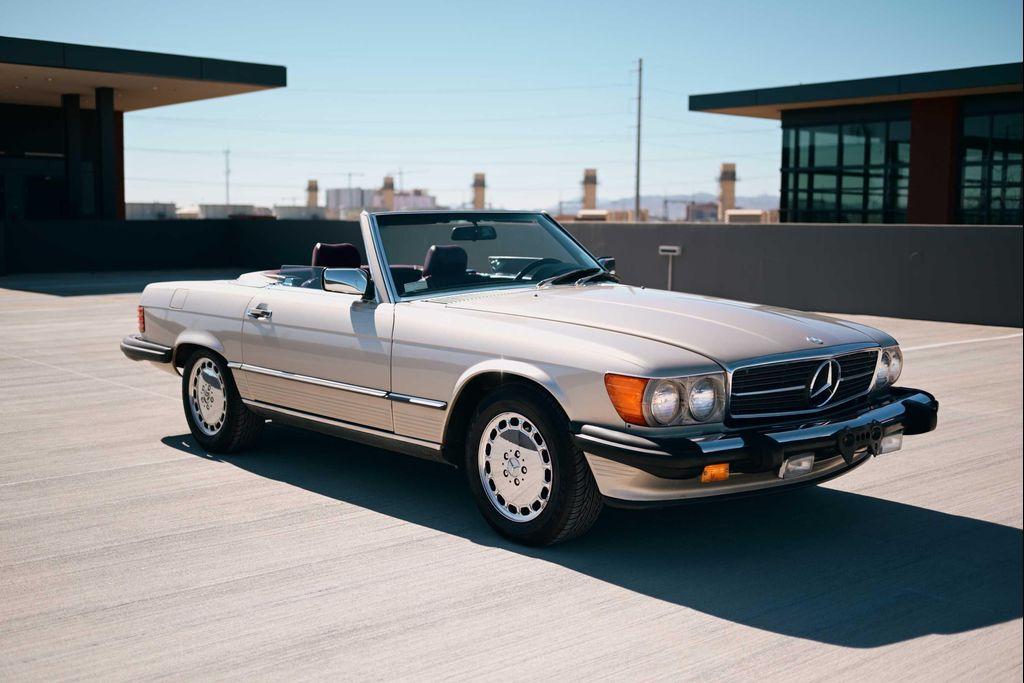 used 1988 Mercedes-Benz 560 car, priced at $23,888