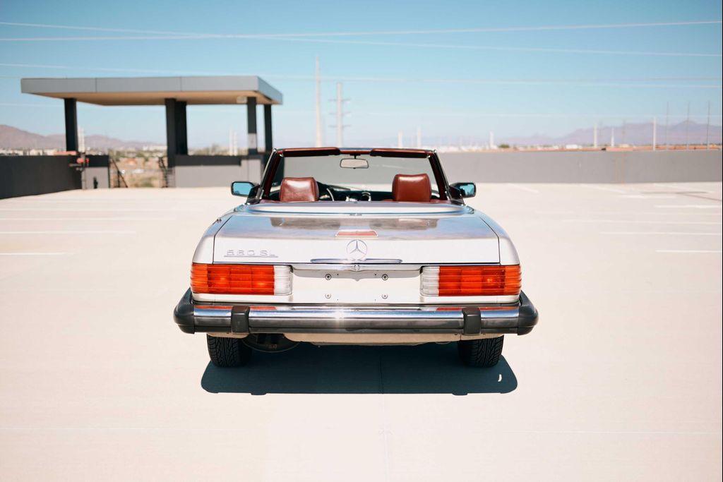 used 1988 Mercedes-Benz 560 car, priced at $23,888