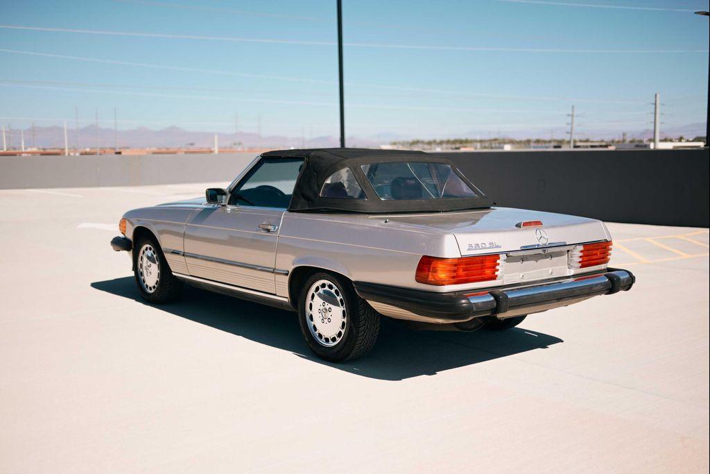 used 1988 Mercedes-Benz 560 car, priced at $23,888