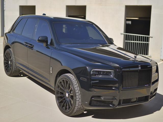 used 2021 Rolls-Royce Cullinan car, priced at $319,888