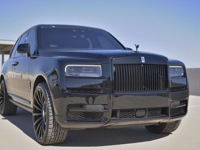 used 2021 Rolls-Royce Cullinan car, priced at $319,888