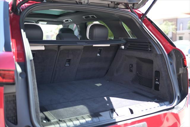 used 2023 Land Rover Range Rover Sport car, priced at $82,888