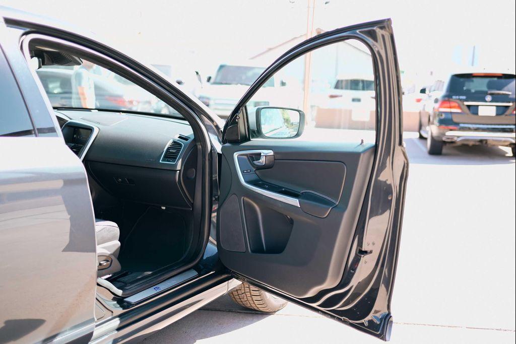 used 2016 Volvo XC60 car, priced at $20,750