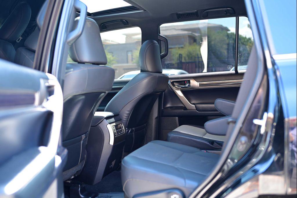 used 2020 Lexus GX 460 car, priced at $39,888