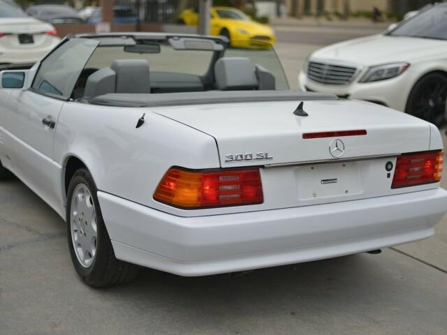 used 1991 Mercedes-Benz SL-Class car, priced at $12,555