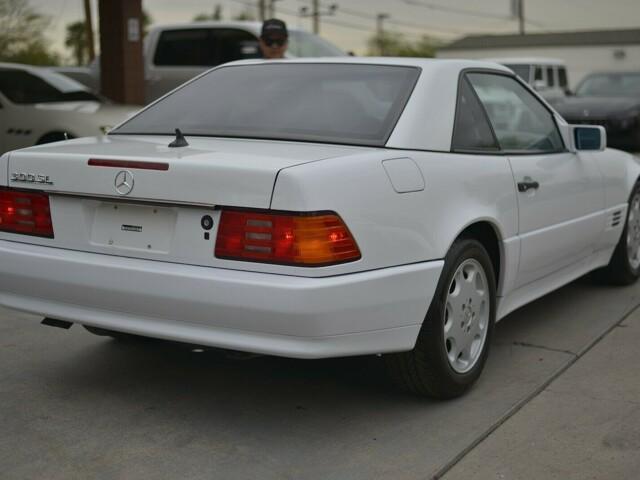 used 1991 Mercedes-Benz SL-Class car, priced at $12,555