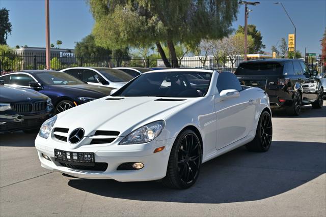 used 2008 Mercedes-Benz SLK-Class car, priced at $15,500