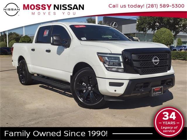 used 2024 Nissan Titan car, priced at $40,999