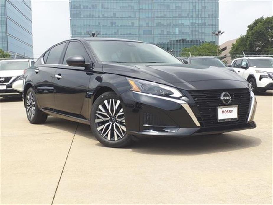 new 2024 Nissan Altima car, priced at $25,952