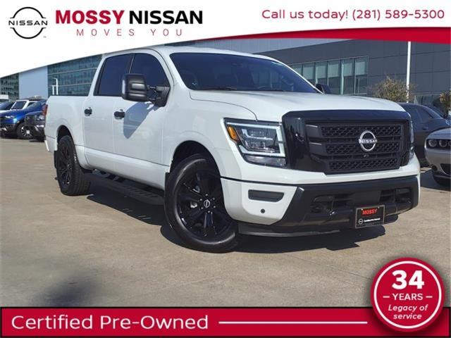 used 2024 Nissan Titan car, priced at $40,999