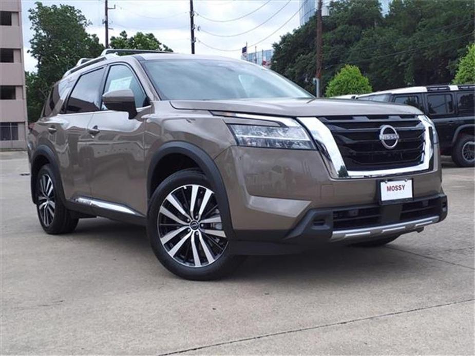 new 2024 Nissan Pathfinder car, priced at $49,935