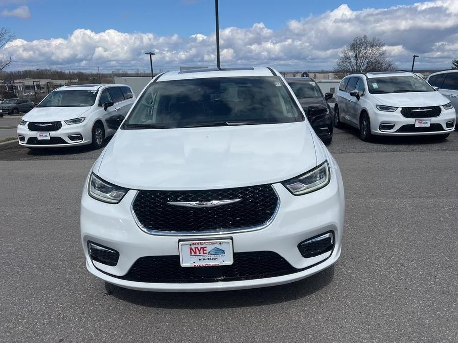 new 2024 Chrysler Pacifica car, priced at $51,840