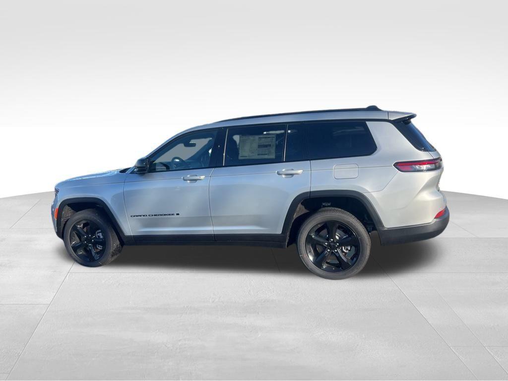 new 2025 Jeep Grand Cherokee L car, priced at $46,158