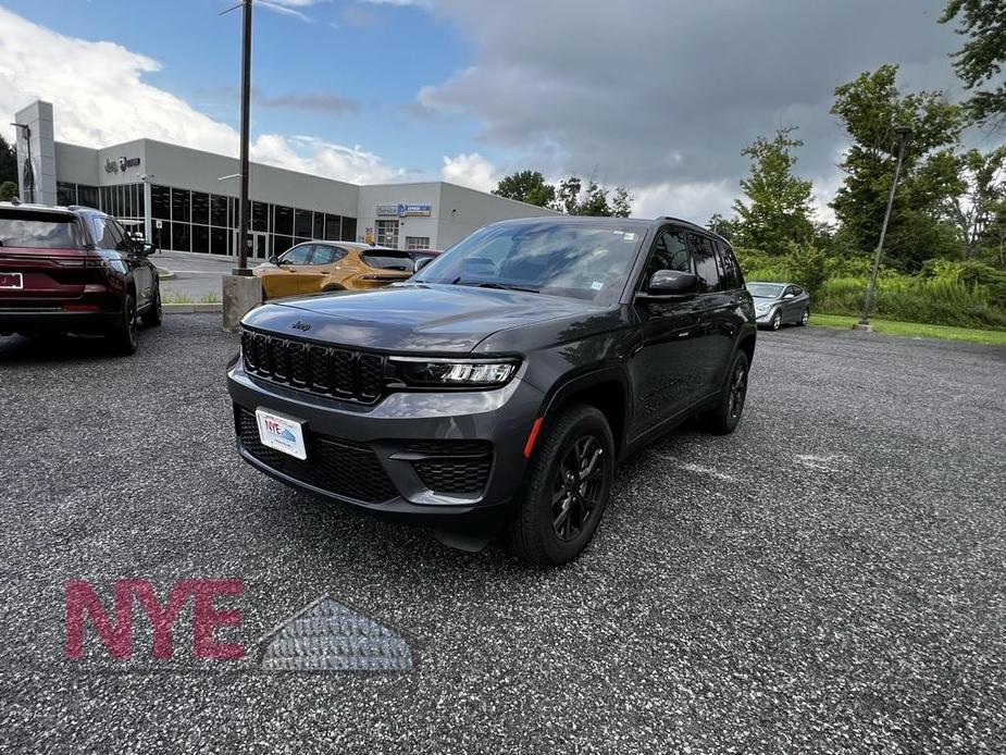 used 2024 Jeep Grand Cherokee car, priced at $45,698