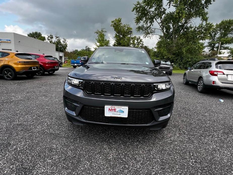 used 2024 Jeep Grand Cherokee car, priced at $45,698