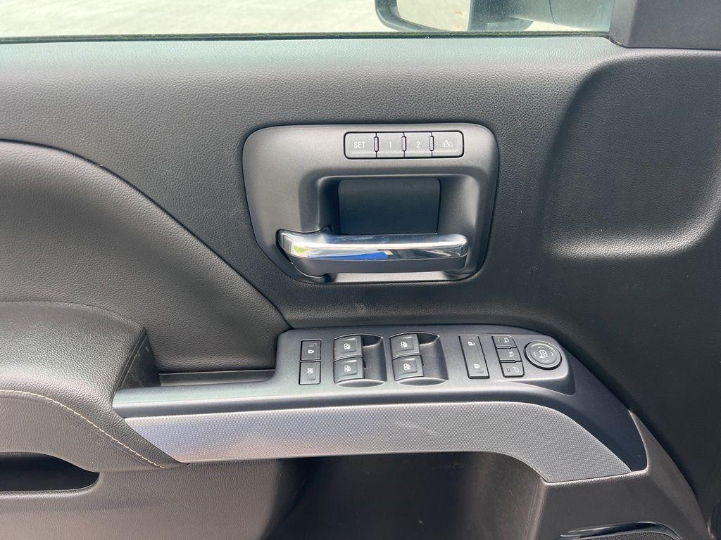used 2018 Chevrolet Silverado 2500 car, priced at $48,288