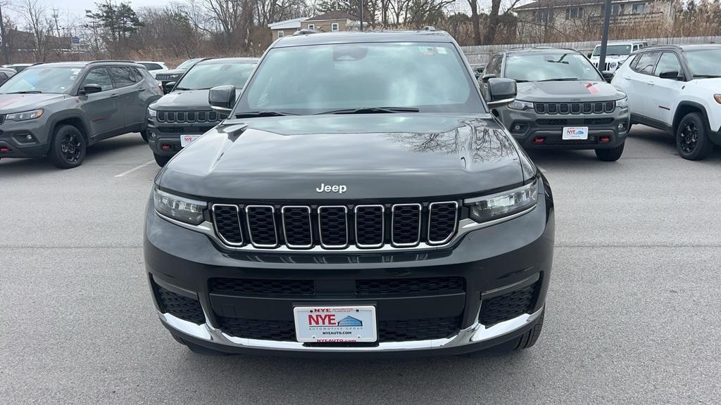 new 2024 Jeep Grand Cherokee L car, priced at $52,551