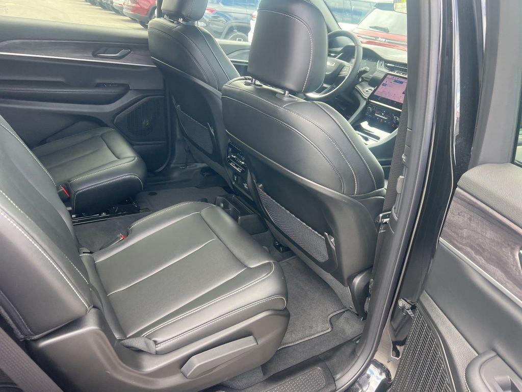 new 2025 Jeep Grand Cherokee L car, priced at $48,608