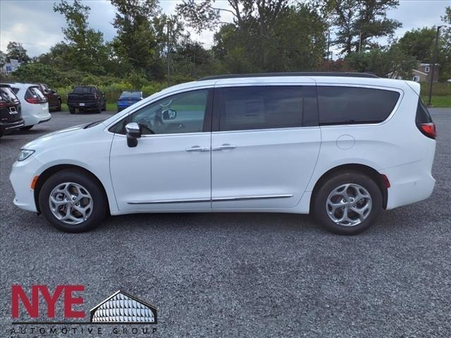 new 2023 Chrysler Pacifica car, priced at $49,671