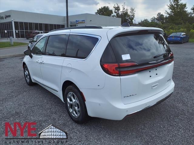 new 2023 Chrysler Pacifica car, priced at $49,671